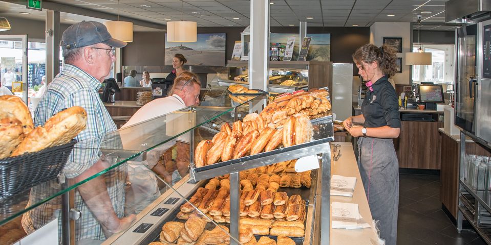 Artiest naakt Schouderophalend Echte Bakker Timmer op Texel - Bakkerijwinkels, Tearooms & IJsverkoop